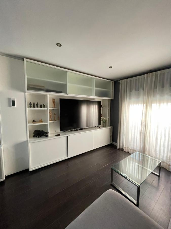 Moderno Apartamento Con Plaza De Garaje En Pleno Centro De Альмерия Экстерьер фото