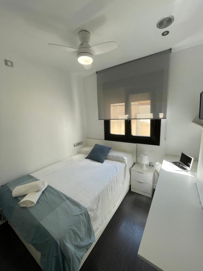 Moderno Apartamento Con Plaza De Garaje En Pleno Centro De Альмерия Экстерьер фото